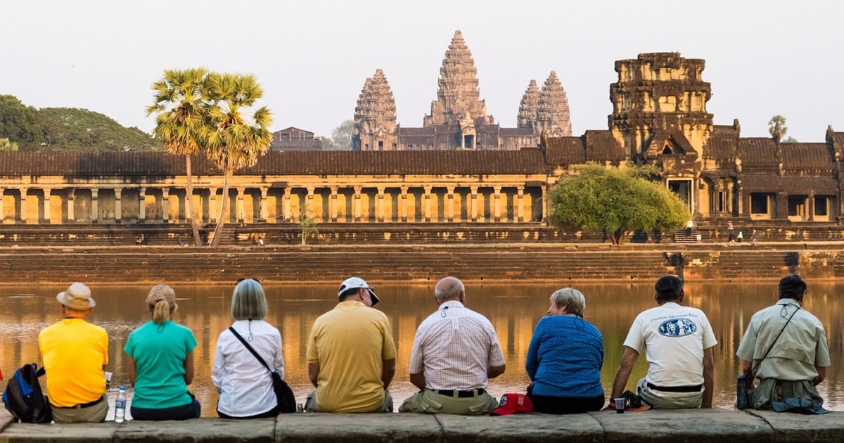 Join Tours Angkor wat, Thom & Small Group Full Day | GetYourGuide