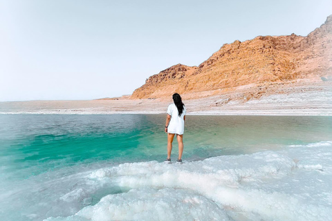 Esplora i punti salienti della Giordania - 2 giorni di Petra, Wadi Rum, Mar MortoEsplora i punti salienti della Giordania - 2 giorni di Petra, Wadi Rum e Mar Morto