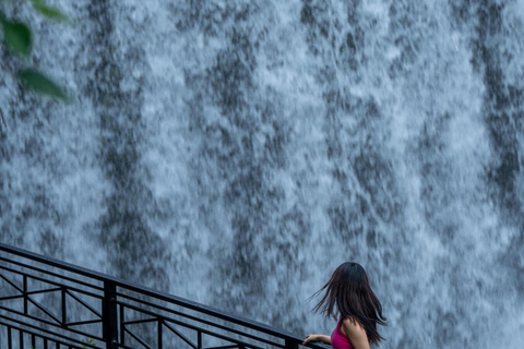 Hangzhou: Daye Valley Waterfalls Private Day Trip