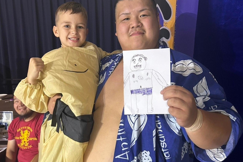 Osaka : Spectacle privé de Sumo et expérience complète avec Hot PotSpectacle privé avec repas chaud