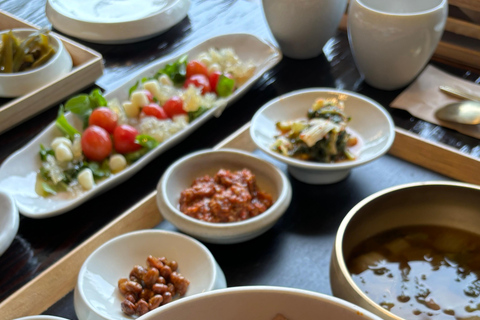 سيول: تجربة &quot;جانغ&quot; الكورية ورحلة صحية مع عشاءيانغبيونغ: تجارب الذواقة والعافية في يوم واحد.