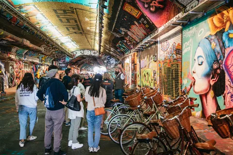 Londyn: Landmarks & Secrets Bike Tour z pubem i sztuką uliczną