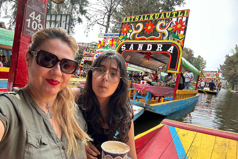 Xochimilco : couleurs, fleurs et traditions dans une visite inoubliable !