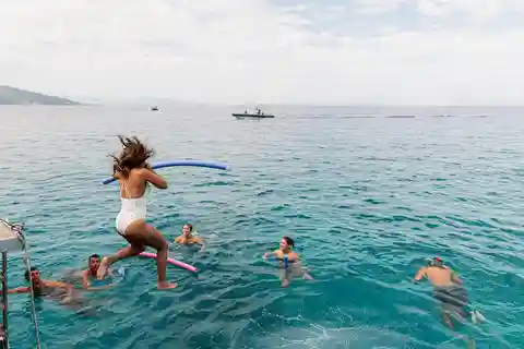 Athènes : Croisière d'une demi-journée vers les îles Saroniques