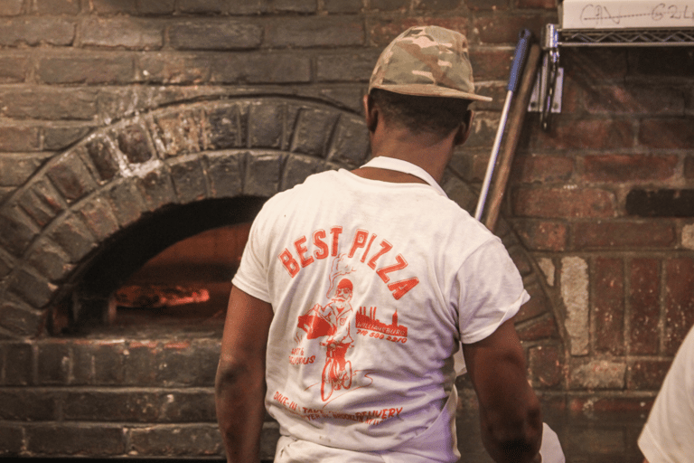 Brooklyn NYC: 3-Hour Custom Walking Tour with Pizza and Beer