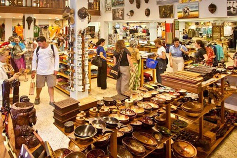 زنجبار: جولة تسوق بصحبة مرشد في المدينة الحجرية وجولة طعام في فورودانيالاصطحاب من الفندق والتوصيل 