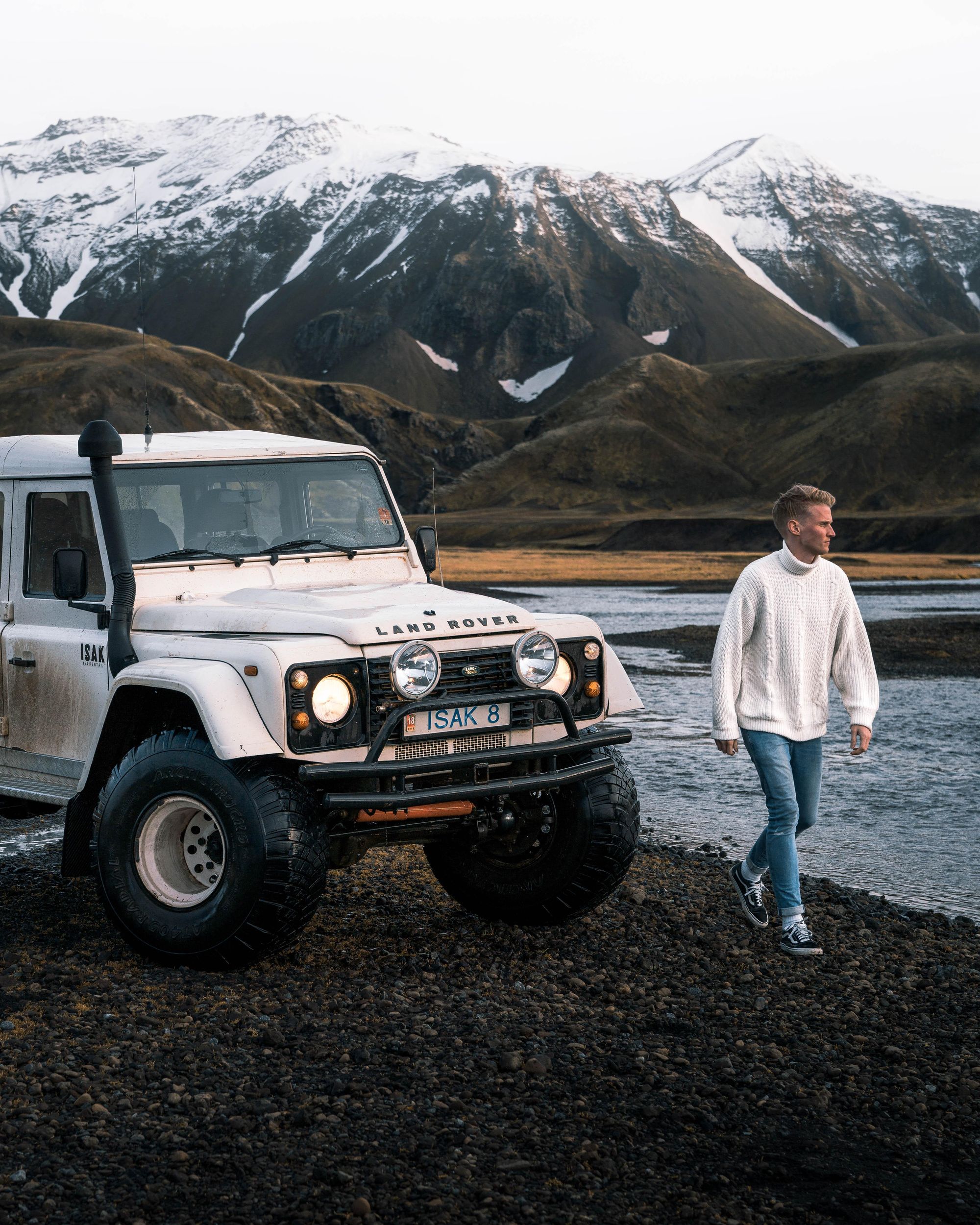 Von REYKJAVIK: 4x4 Private Volcanic Way Reykjavik