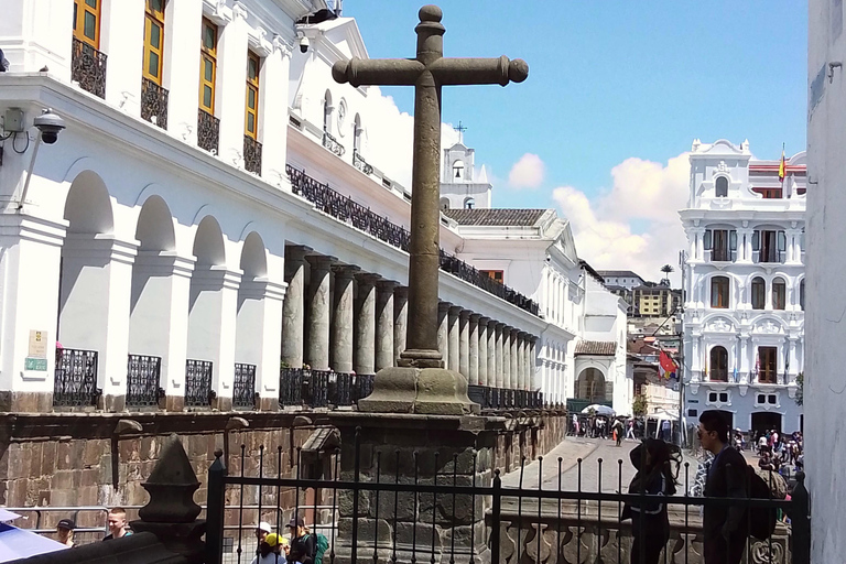Quito: First UNESCO World Heritage Site (eng, deu, esp)