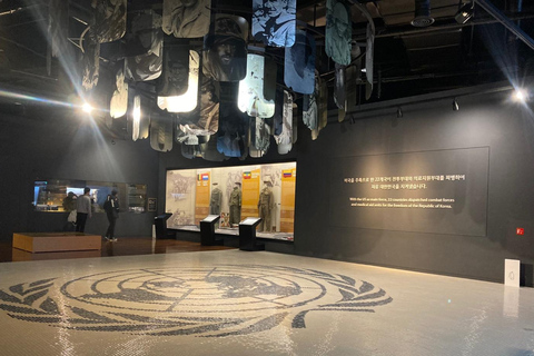 Seoul: National Museum & War Memorial Korea Small Group Tour English Guide