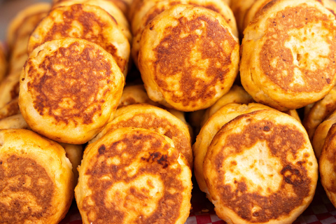 Bogotá: La Candelaria Food Tour with 7 Tastings & Ajiaco