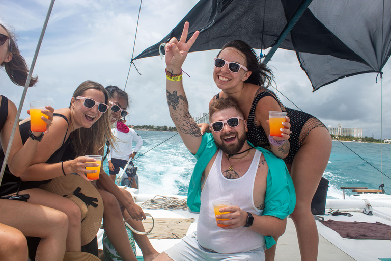 Catamaran Deluxe à l&#039;île de Mujeres au meilleur prix