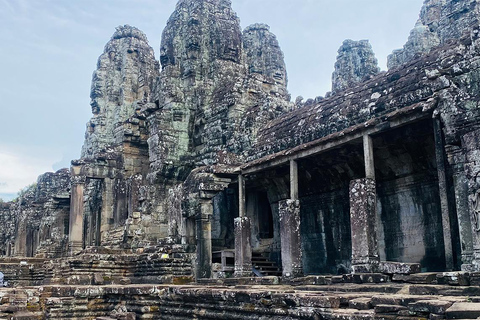Siem Reap: Angkor Wat Sunrise Tour with Hotel Pickup