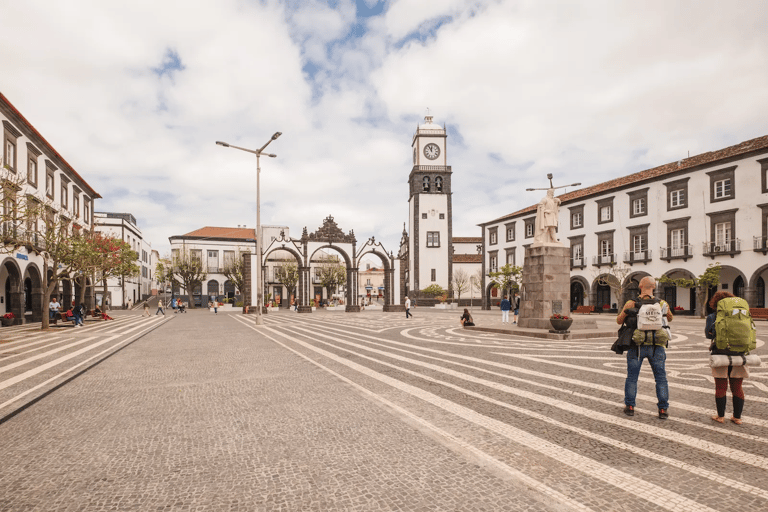 蓬塔德尔加达：拉加塔历史之旅蓬塔德尔加达：Lagarta 历史之旅