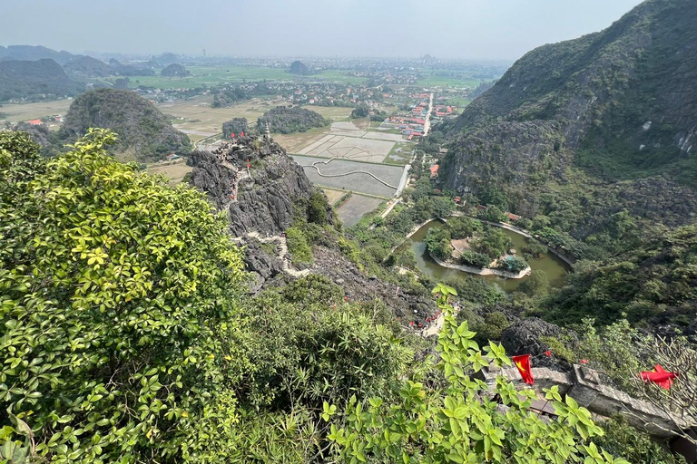 From Hanoi: Ninh Binh- Hoa Lu-Tam Coc- Mua Cave- Highlight