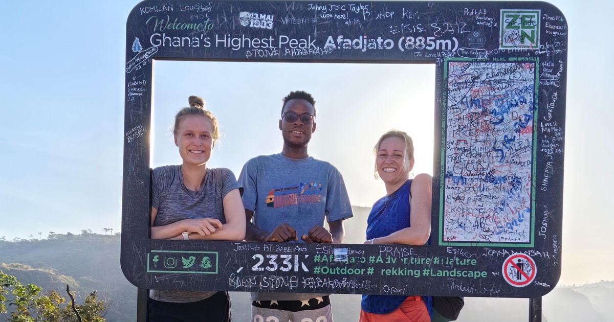 Caminhada pelo Monte Afadjato e visita às Cataratas Wli e ao Santuário
