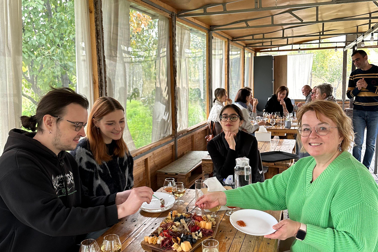 Yerevan: Lake Sevan Gourmet Day Trip with Tastings and Lunch