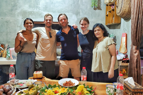 Yogyakarta: clase de cocina con visita al mercado y servicio de recogida del hotelClase de cocina con servicio de recogida del hotel