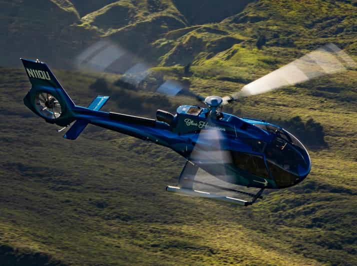 Hilo: Helicopter Ride over Kohala Mountains and Waterfalls | GetYourGuide