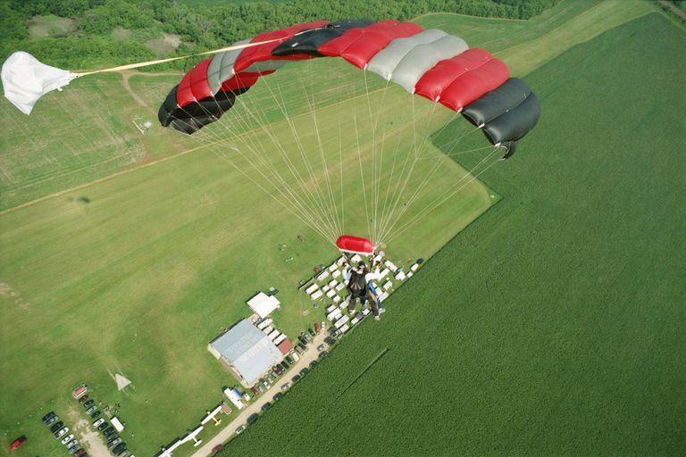 Munich: Private Skydiving Experience with Hotel Pickup