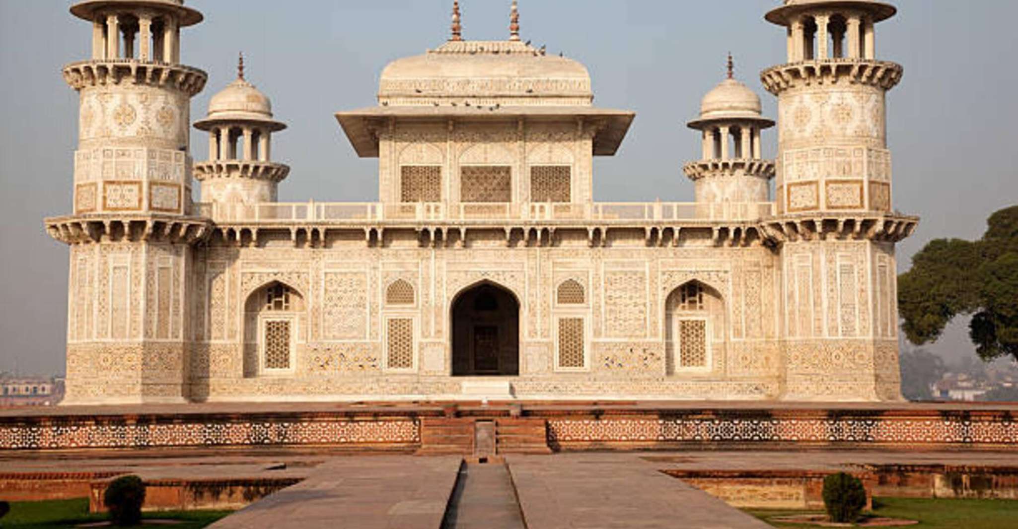 Agra fort, I'timād-ud-Daulah & Mehtab Bagh Express Tickets - Housity