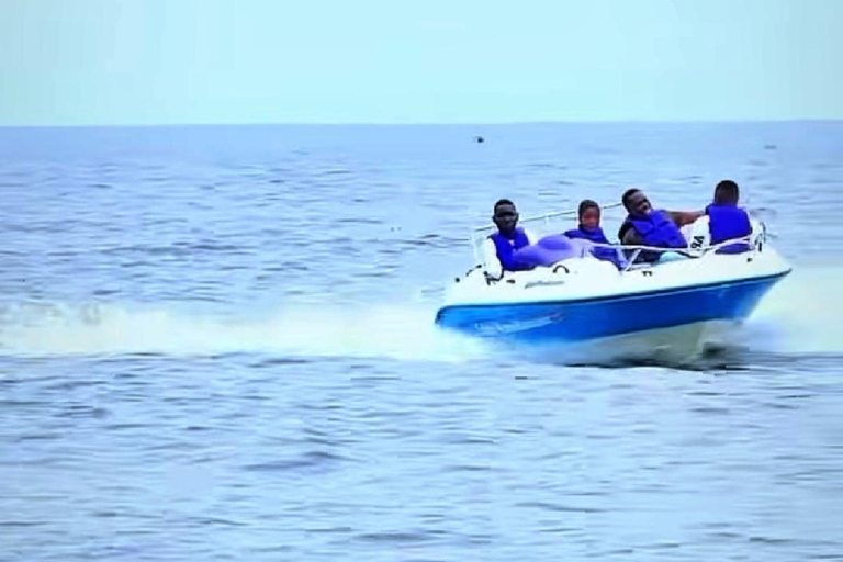 Entebbe: Botanical Gardens & Lake Victoria Water Sports Tour