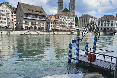 Zurich: Old Town Tour – “Churches and Bars”: Reformation, Power, and Spirit Zurich: Old Town Tour – “Churches and Bars”: Reformation, Power, and Spirit (Premium)