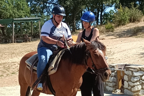 Randonnée à cheval dans une ferme