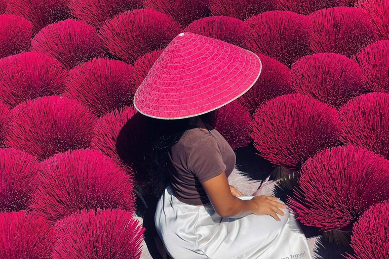 Hanoi: Incense Village, Hat or Lacquer Village "SMALL GROUP" PRIVATE: 4 Villages: INCENSE + HAT + LACQUER + VOTIVE PAPER