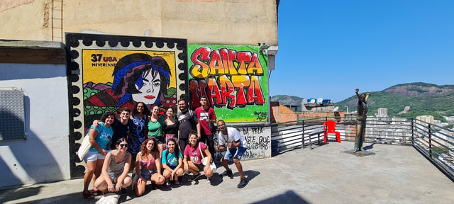 Rio de Janeiro: Santa Marta Favela Tour with a Local Guide