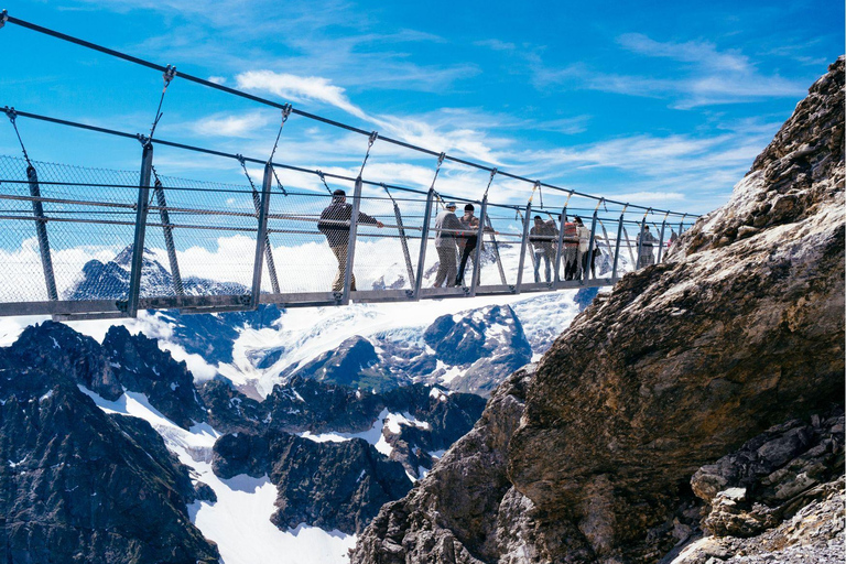 Tour em pequenos grupos para o Monte Titlis e Interlaken de carro saindo de Lucerna