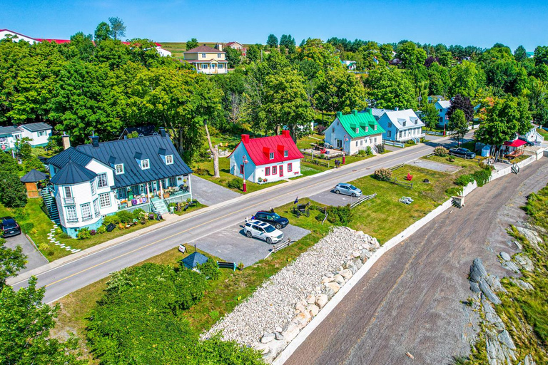 Quebec: Private Historic Tour of Île d'Orléans Quebec: Private historical tour of Île d'Orléans
