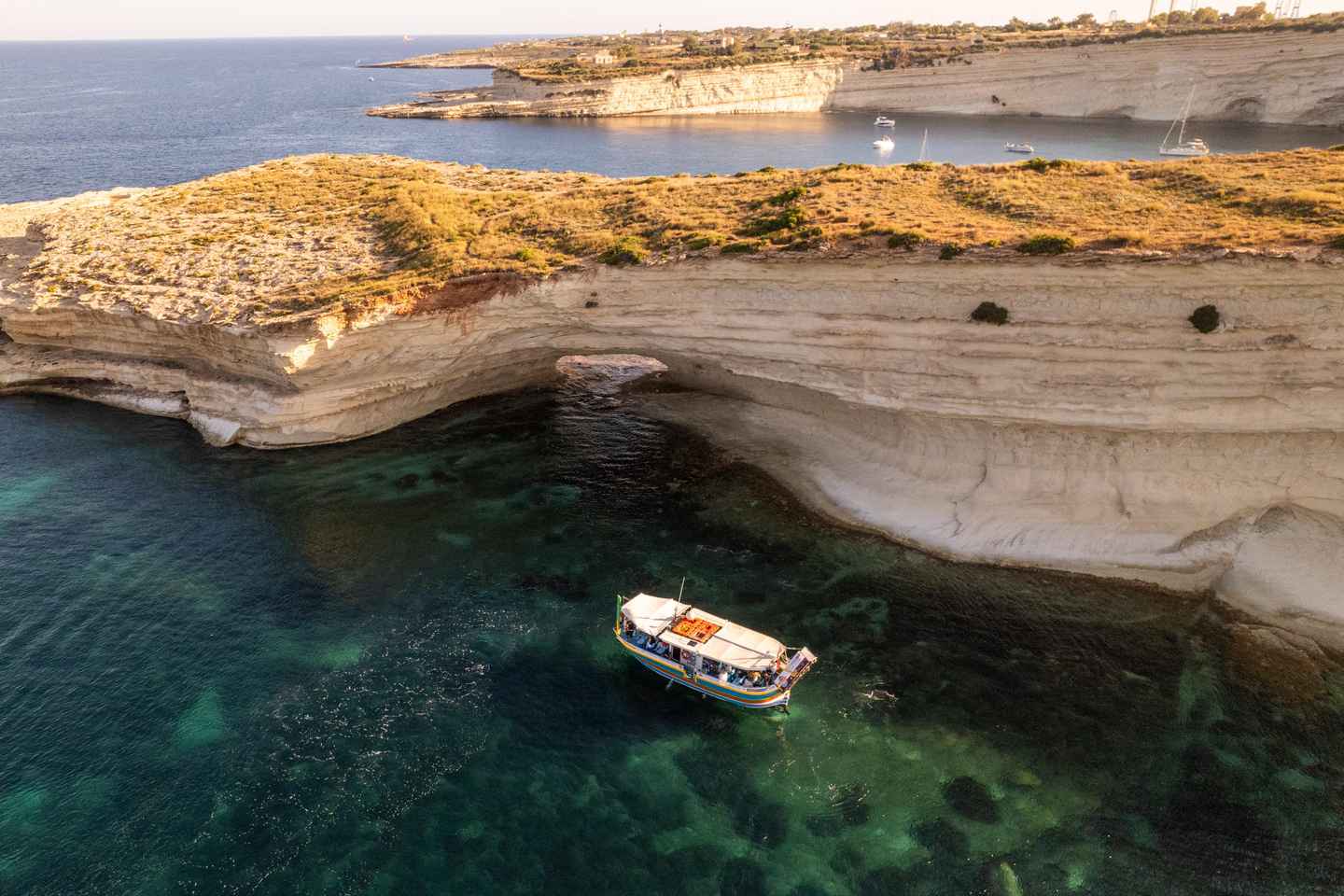 Malta: Sunset Boat Tour to St. Peter’s Pool and South Coast