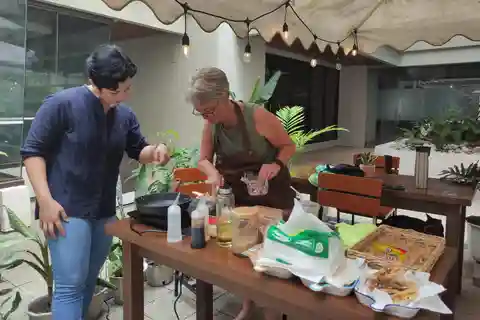 Makati: Hands on Manila Cooking Class