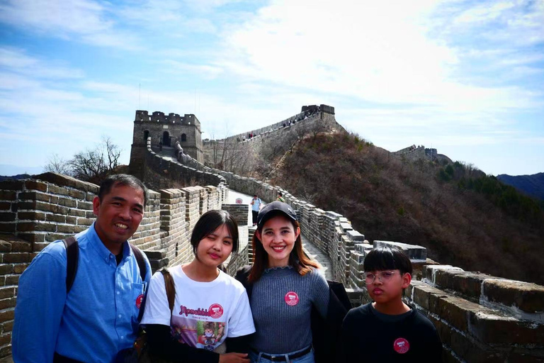 Great Wall Overnight: From Lakeside to Mutianyu & Rural Life