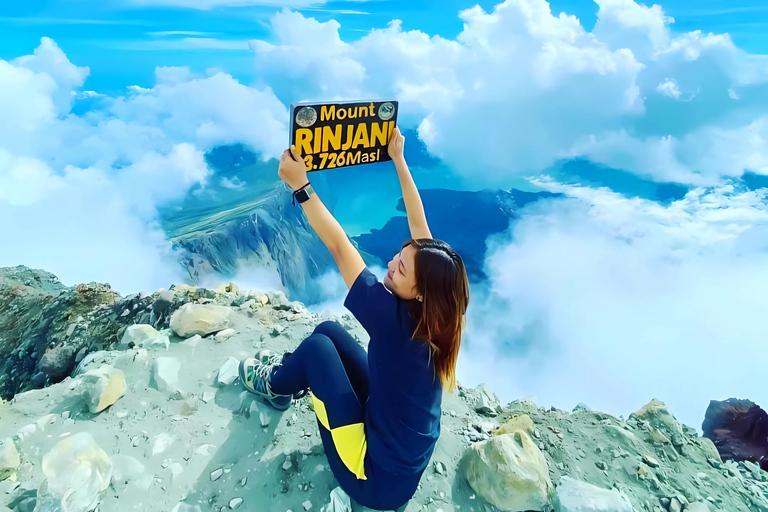 Mount Rinjani tour to Summit 2 days via senaru sembalun tour