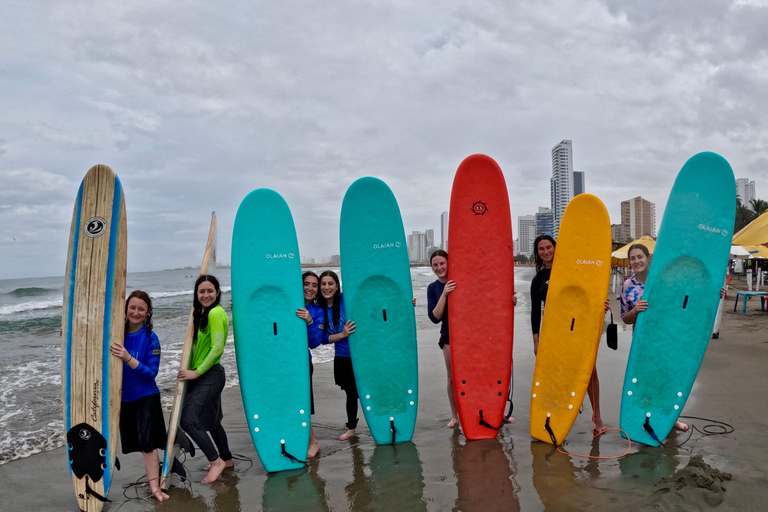 Cartagena: Surf Lesson with private coach Cartagena: paddle Lesson with private coach