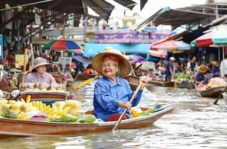 Von Bangkok aus: Großer Palast mit Damnoen- und Maeklong-Markt