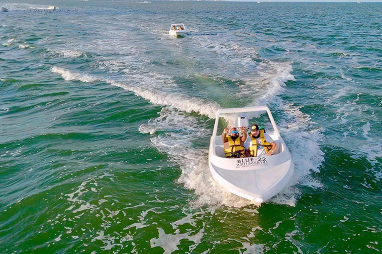 坎昆尼丘普特泻湖快艇探险