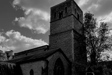 Alumni-led Cambridge Ghost Tour