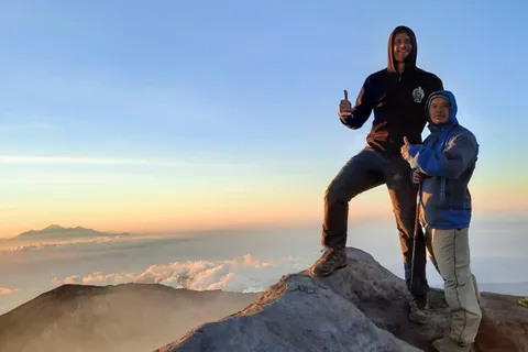 Bali : Trekking au lever du soleil sur le Mont Agung avec prise en charge à l'hôtel