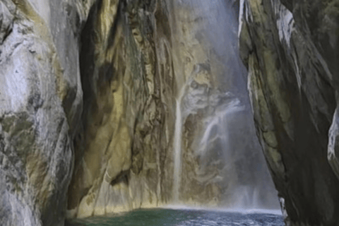San Cristobal: Los Cacaos Waterfalls Tour with Meals