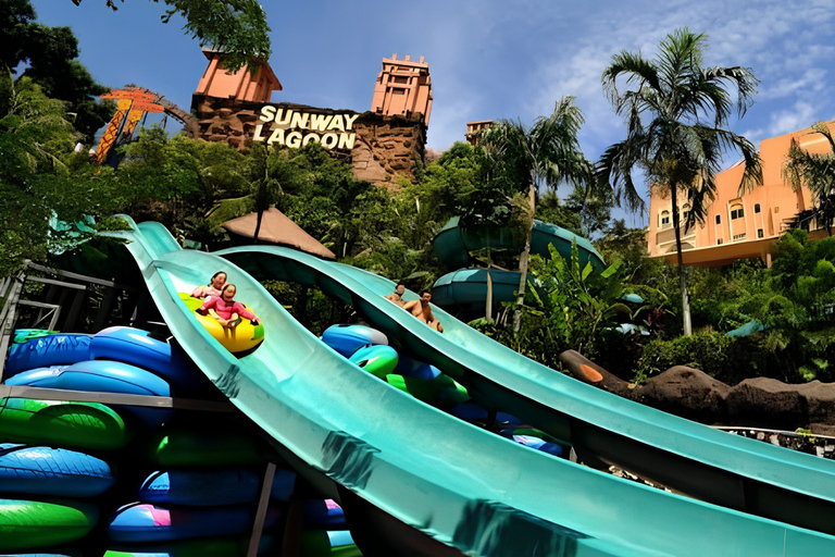 Sunway Lagoon 6 Parks Pass with Transfers & Dinner