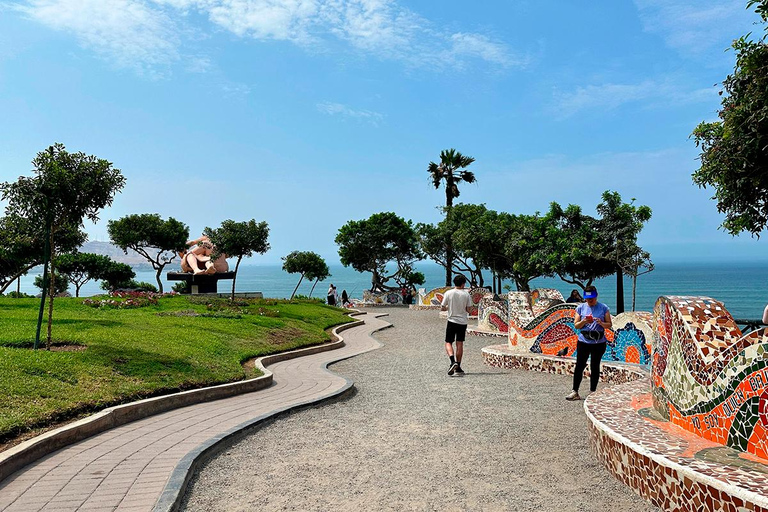 Exploring Barranco: A tour full of fun and charm