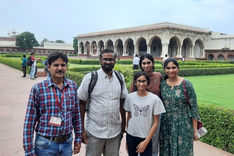 Desde Delhi: Excursión al Taj Mahal, el Fuerte de Agra y el Bebé TajSólo en la ciudad de Agra - Servicio de Coche, Conductor y Guía