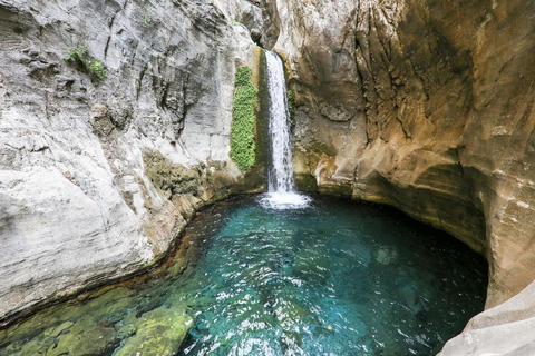 Von Seite: Reise zur atemberaubenden Schönheit der Sapadere-Schlucht