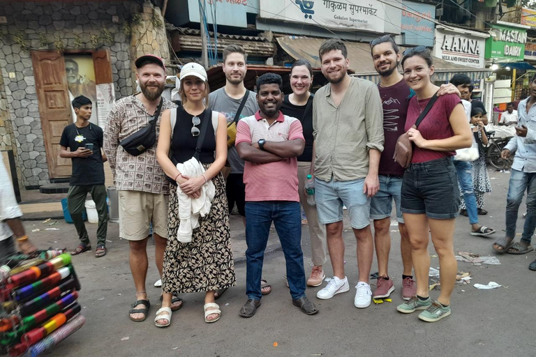 Mumbai: Dharavi Slum Tour met lokale gidsPrivé: Wandeling in de sloppenwijk van Dharavi met lokale gids