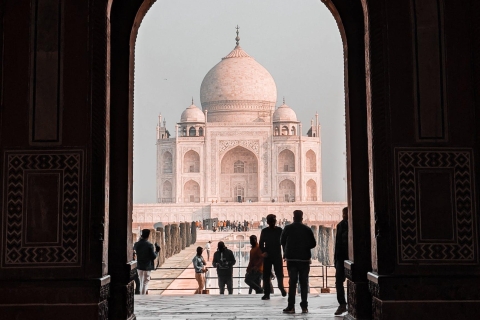 From Delhi: Day Trip to Taj Mahal, Agra Fort, and Baby Taj Private Tour with AC Car, Driver and Tour Guide