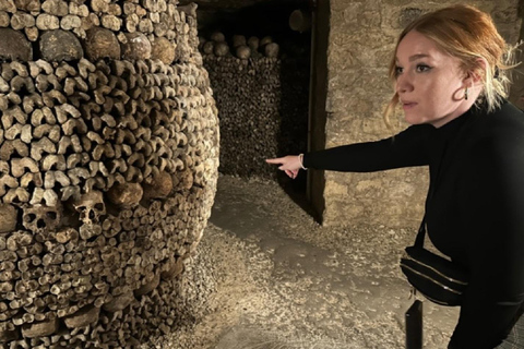 Paris Catacombs Guided Tour With Restricted Rooms Paris: Skip-the-Line Catacombs Tour with Restricted Areas