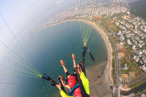 Da Nang: Highlights Paragliding Experience