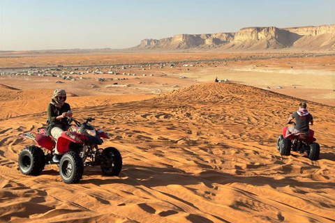 Riyad : balade à dos de chameau dans le désert, excursion en quad et collation